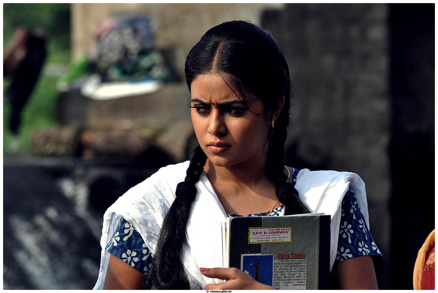 Poorna Latest Photos in Telugulo Naaku Nachani Padam Prema Movie | Picture 507820