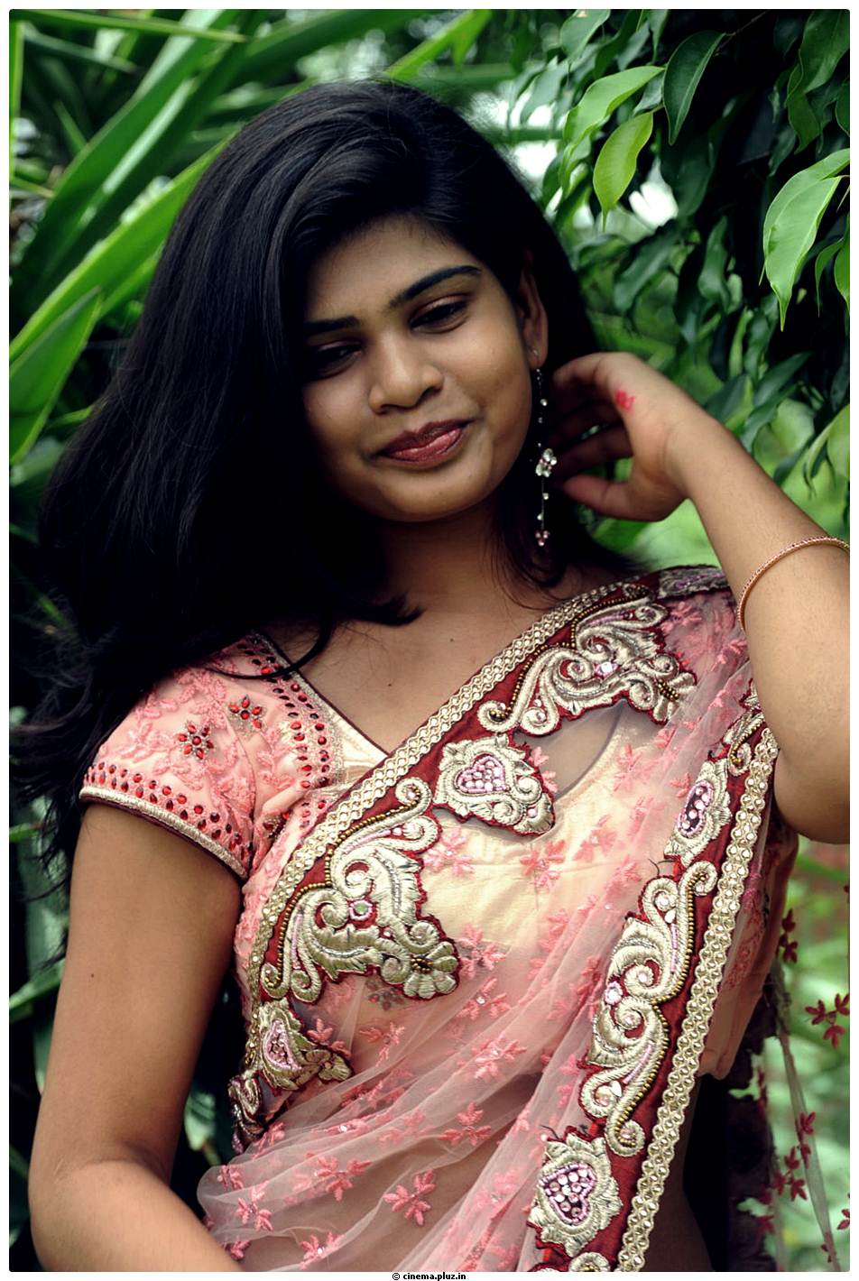 Alekya Hot Saree Images at Anandam Malli Modalaindi Movie Opening | Picture 510314