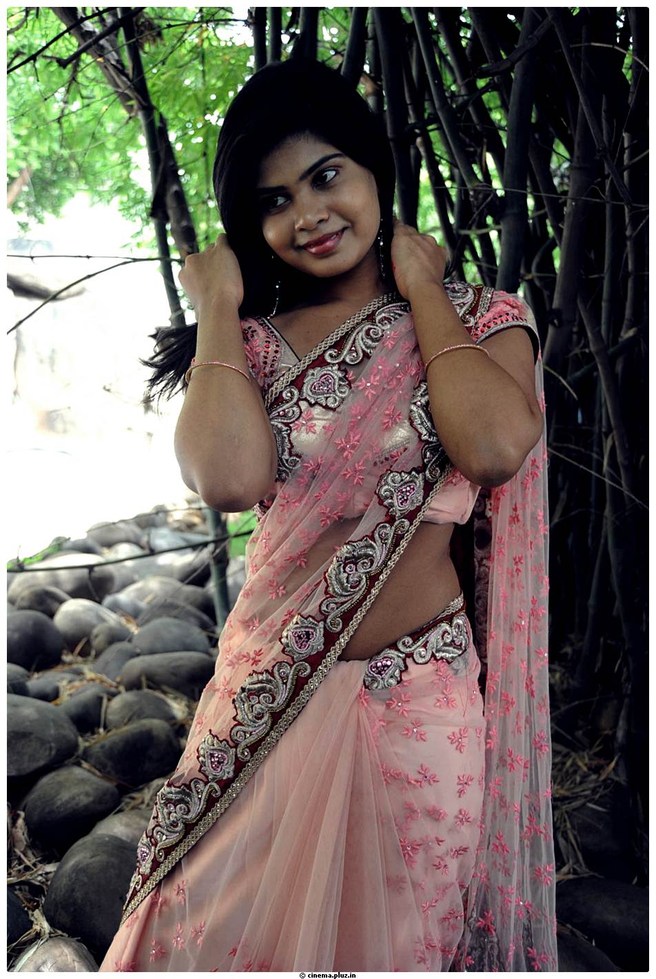 Alekya Hot Saree Images at Anandam Malli Modalaindi Movie Opening | Picture 510315