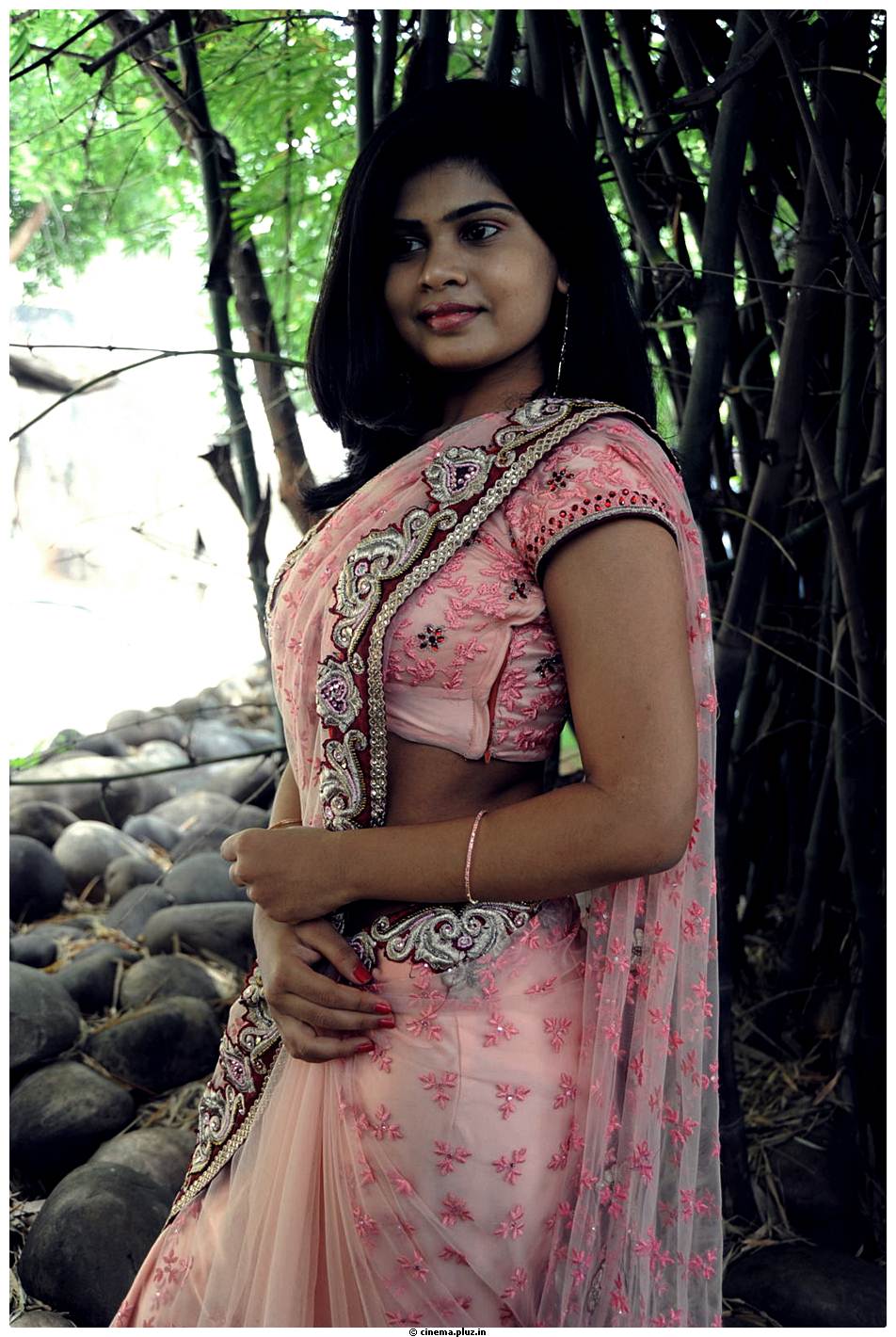 Alekya Hot Saree Images at Anandam Malli Modalaindi Movie Opening | Picture 510316