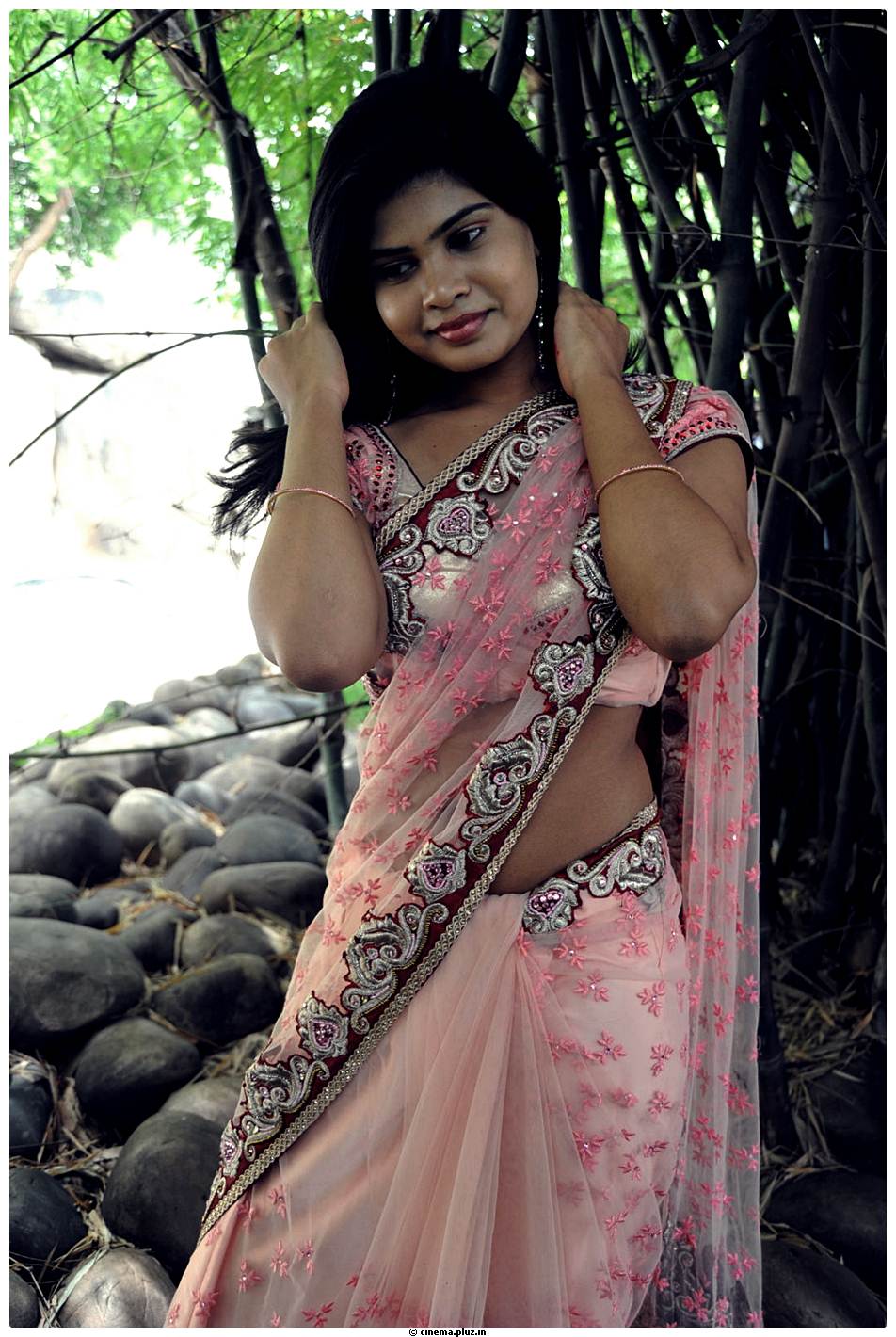 Alekya Hot Saree Images at Anandam Malli Modalaindi Movie Opening | Picture 510329