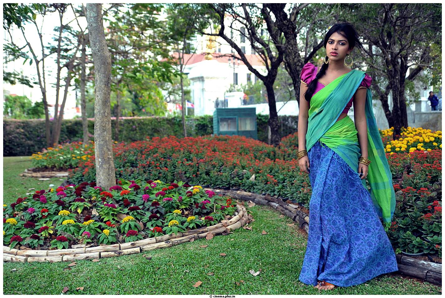 Amala Paul New Photos from Iddarammayilatho Movie | Picture 512818