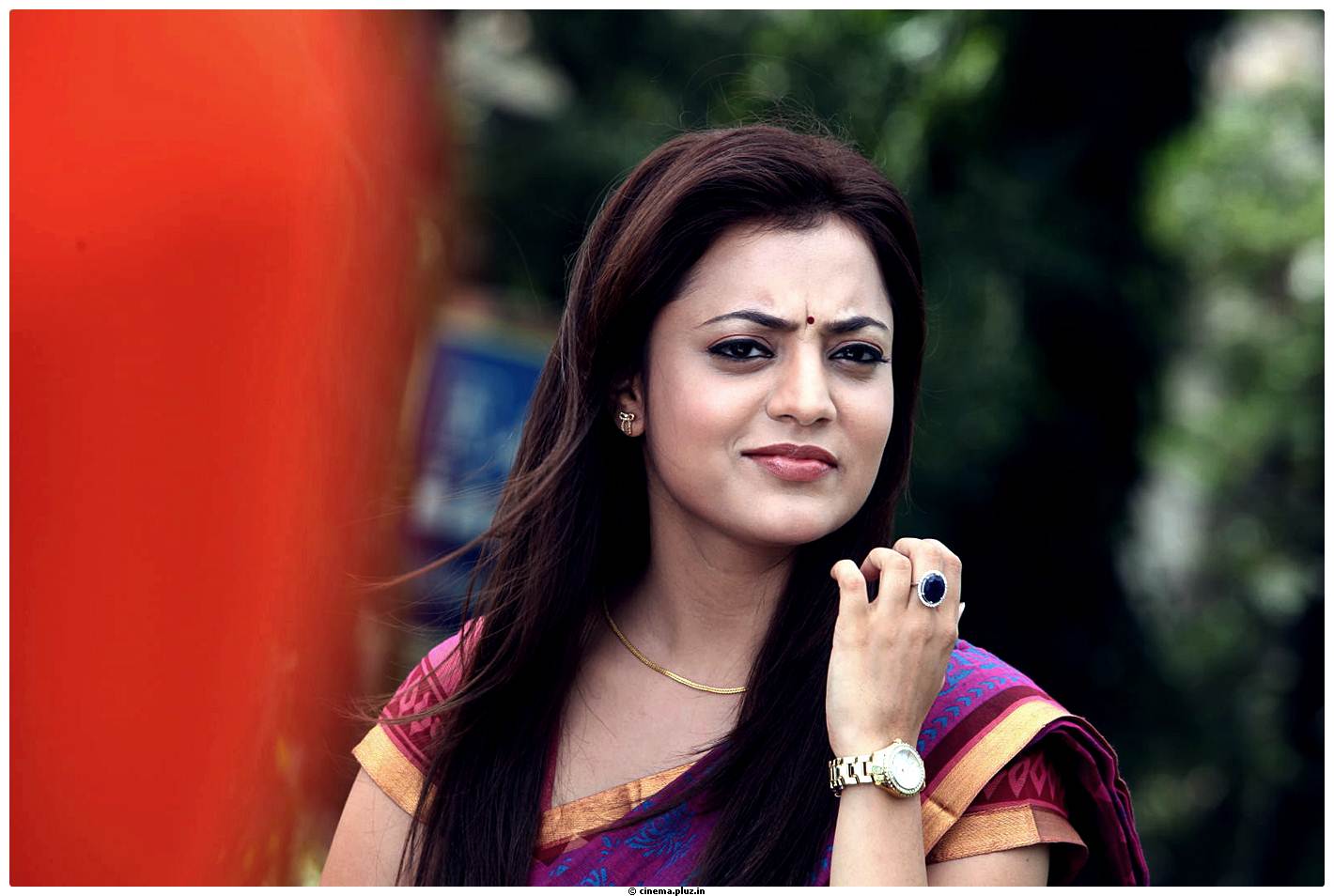 Nisha Agarwal Hot Saree Stills in Saradaga Ammayilatho Movie | Picture 513176