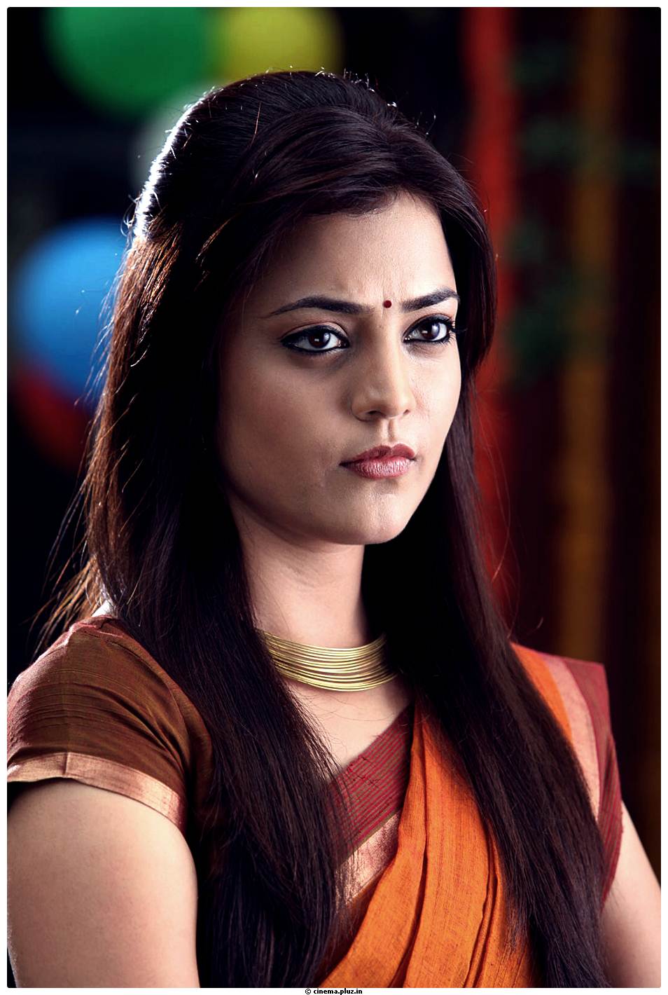 Nisha Agarwal Hot Saree Stills in Saradaga Ammayilatho Movie | Picture 513199