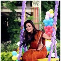 Nisha Agarwal Hot Saree Stills in Saradaga Ammayilatho Movie | Picture 513168