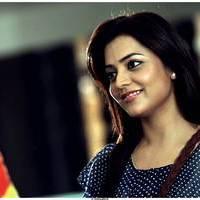 Nisha Agarwal Hot Saree Stills in Saradaga Ammayilatho Movie | Picture 513301