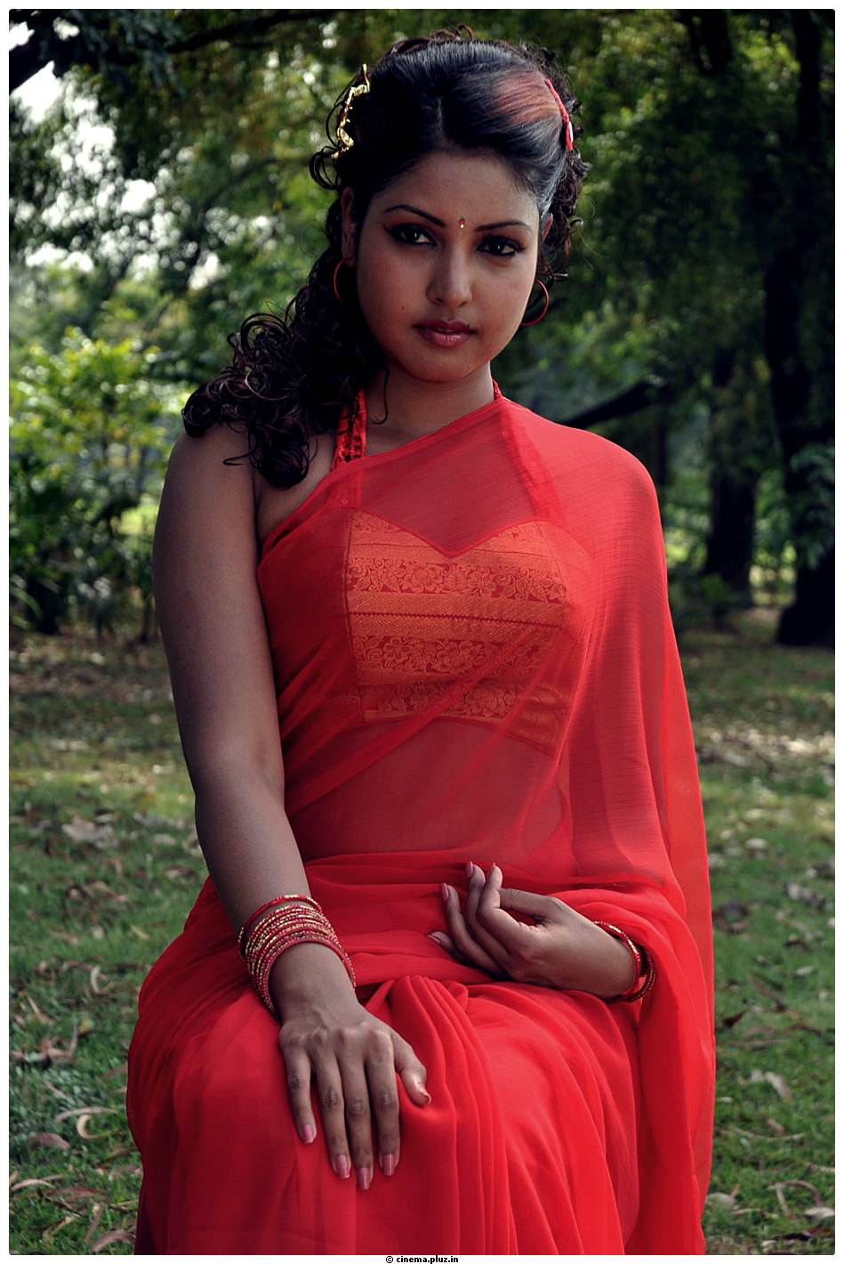 Komal Jha Latest Hot Saree Photos | Picture 522876