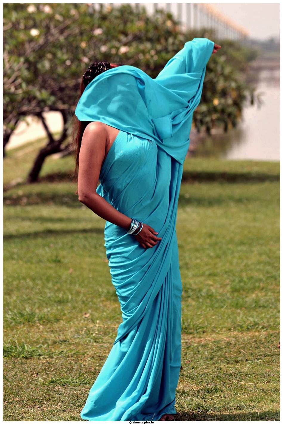 Komal Jha Latest Hot Saree Photos | Picture 522735