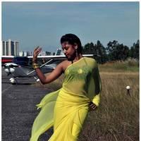 Komal Jha Latest Hot Saree Photos | Picture 522706
