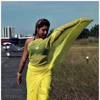 Komal Jha Latest Hot Saree Photos | Picture 522734