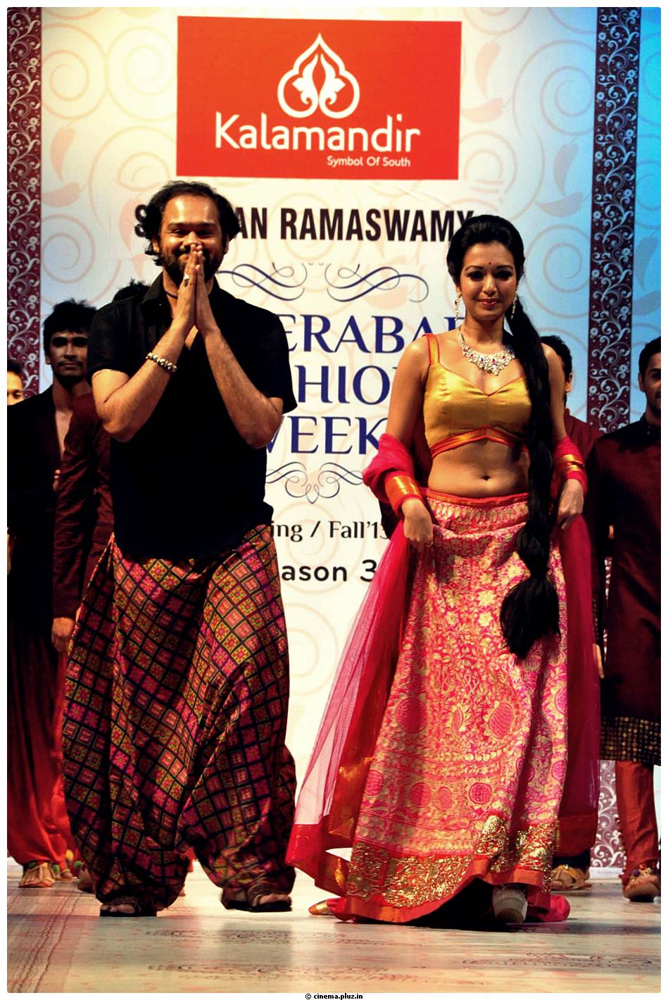 Catherine Tresa Ramp Walk At Hyderabad Fashion Week Photos | Picture 523105