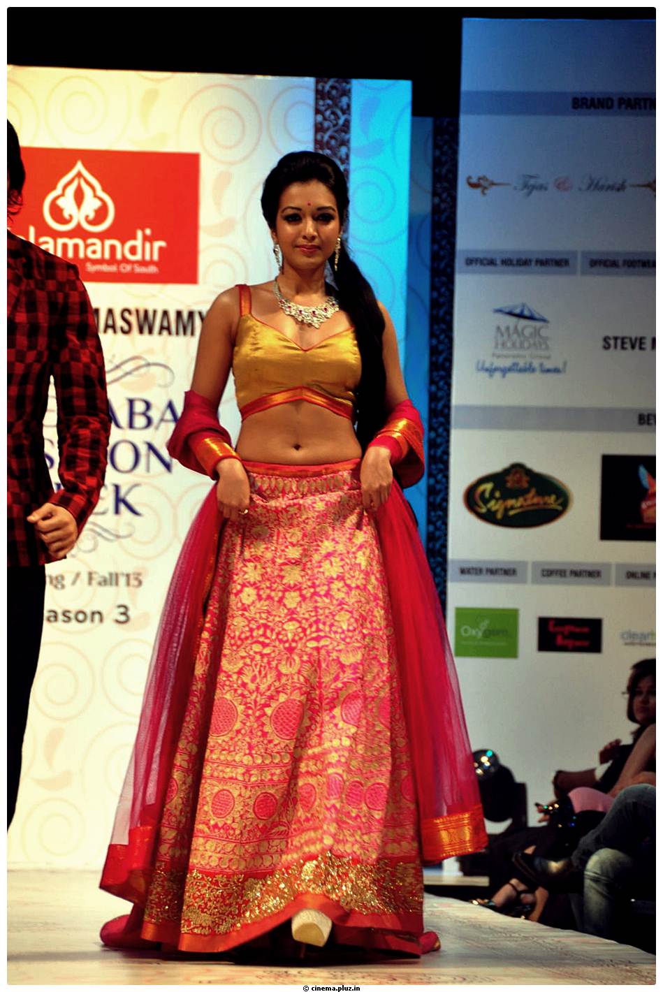 Catherine Tresa Ramp Walk At Hyderabad Fashion Week Photos | Picture 523114