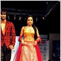 Catherine Tresa Ramp Walk At Hyderabad Fashion Week Photos | Picture 523079
