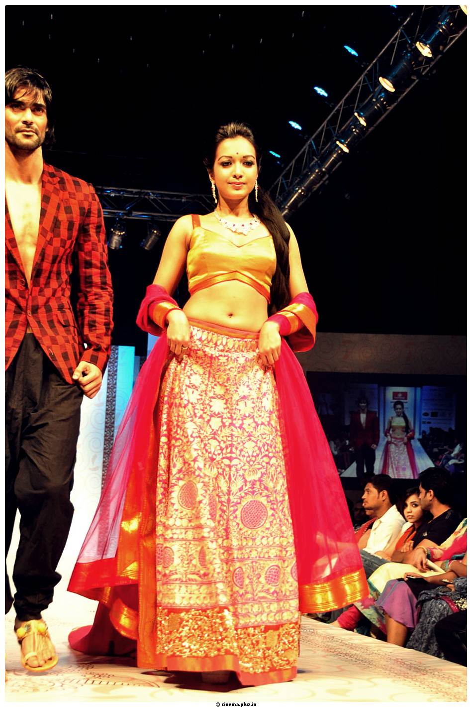 Catherine Tresa - Hyderabad Fashion Week Season 3 Photos | Picture 523347