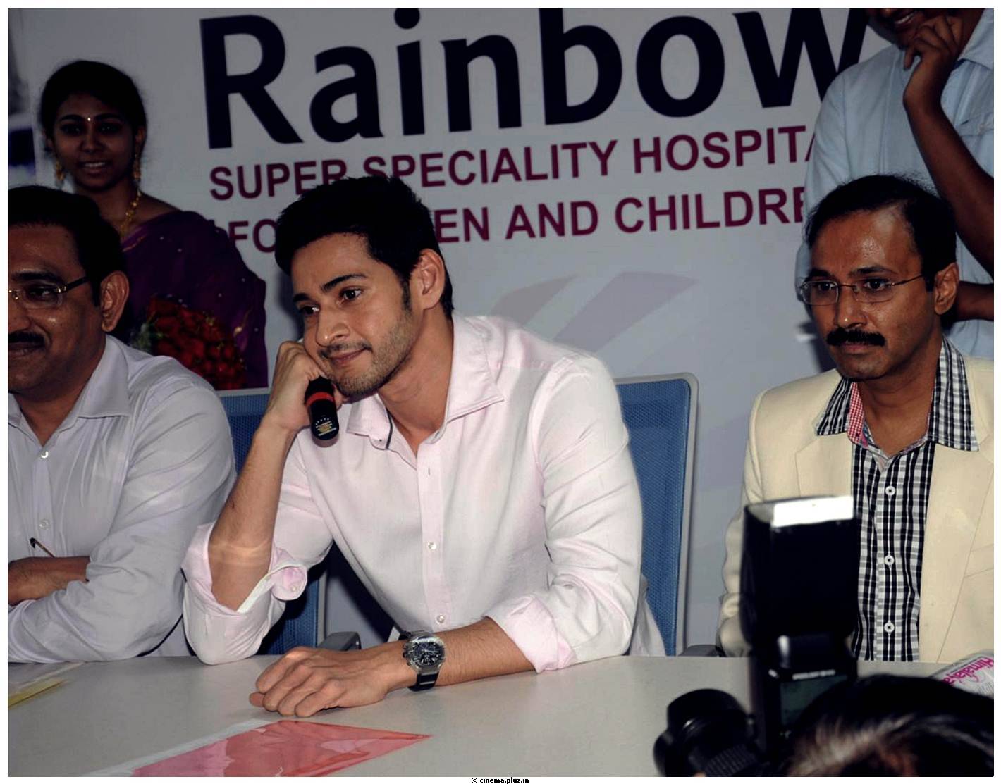 Mahesh Babu Launches Rainbow Hospital in Vijayawada Pictures | Picture 474500