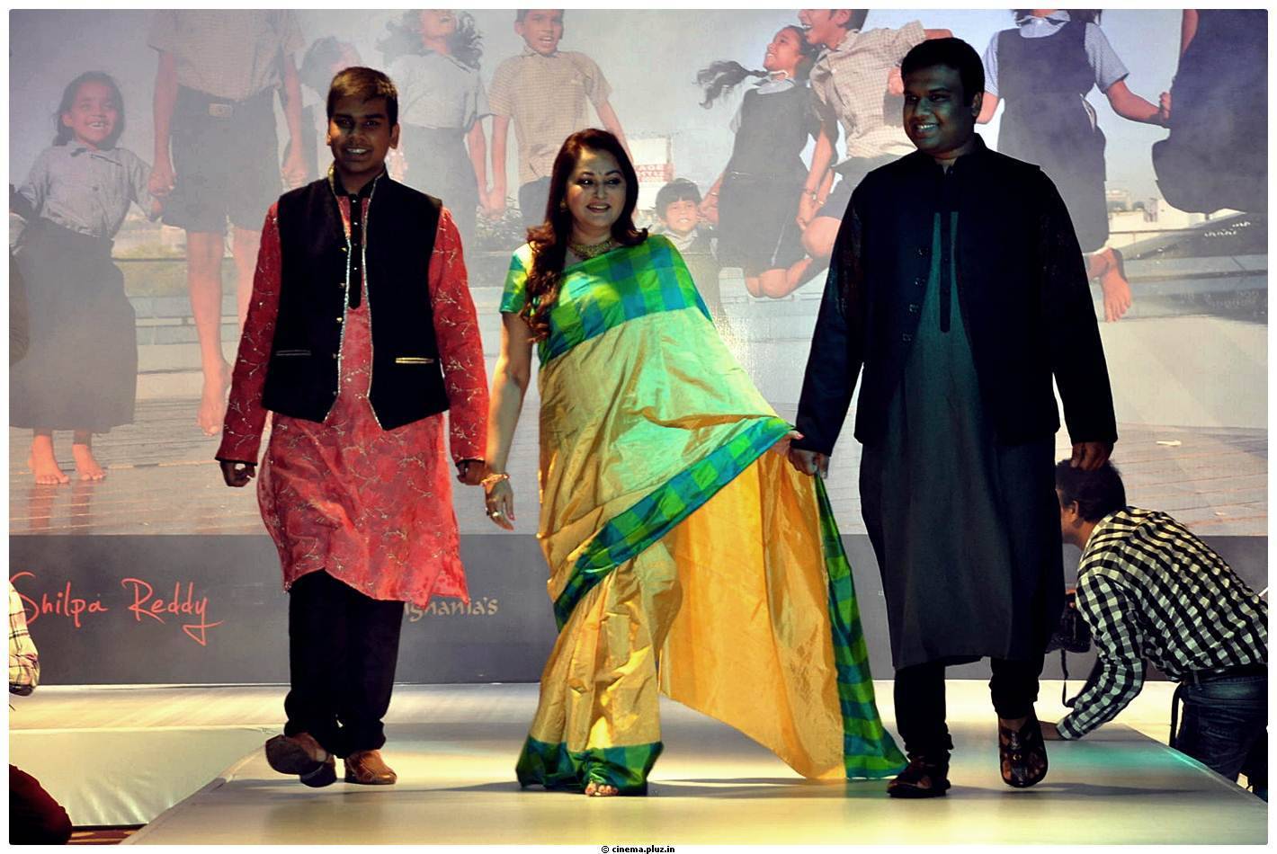 Jaya Prada - Passionate Foundation Fashion Show Photos | Picture 476533
