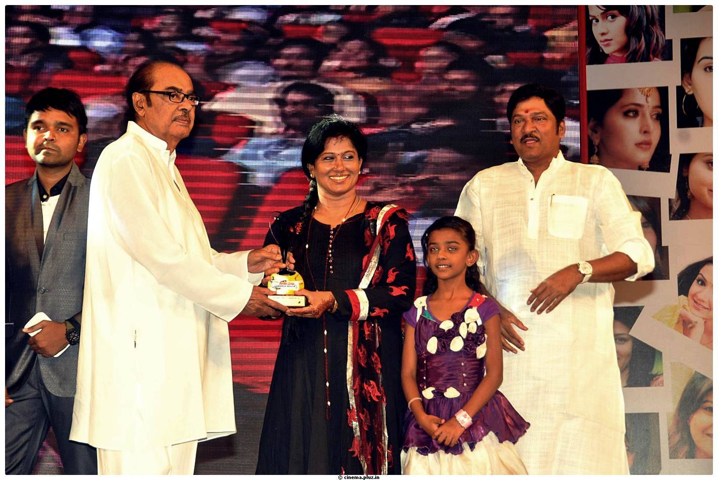 Cinemaa Mahila Awards 2013 Photos | Picture 478148