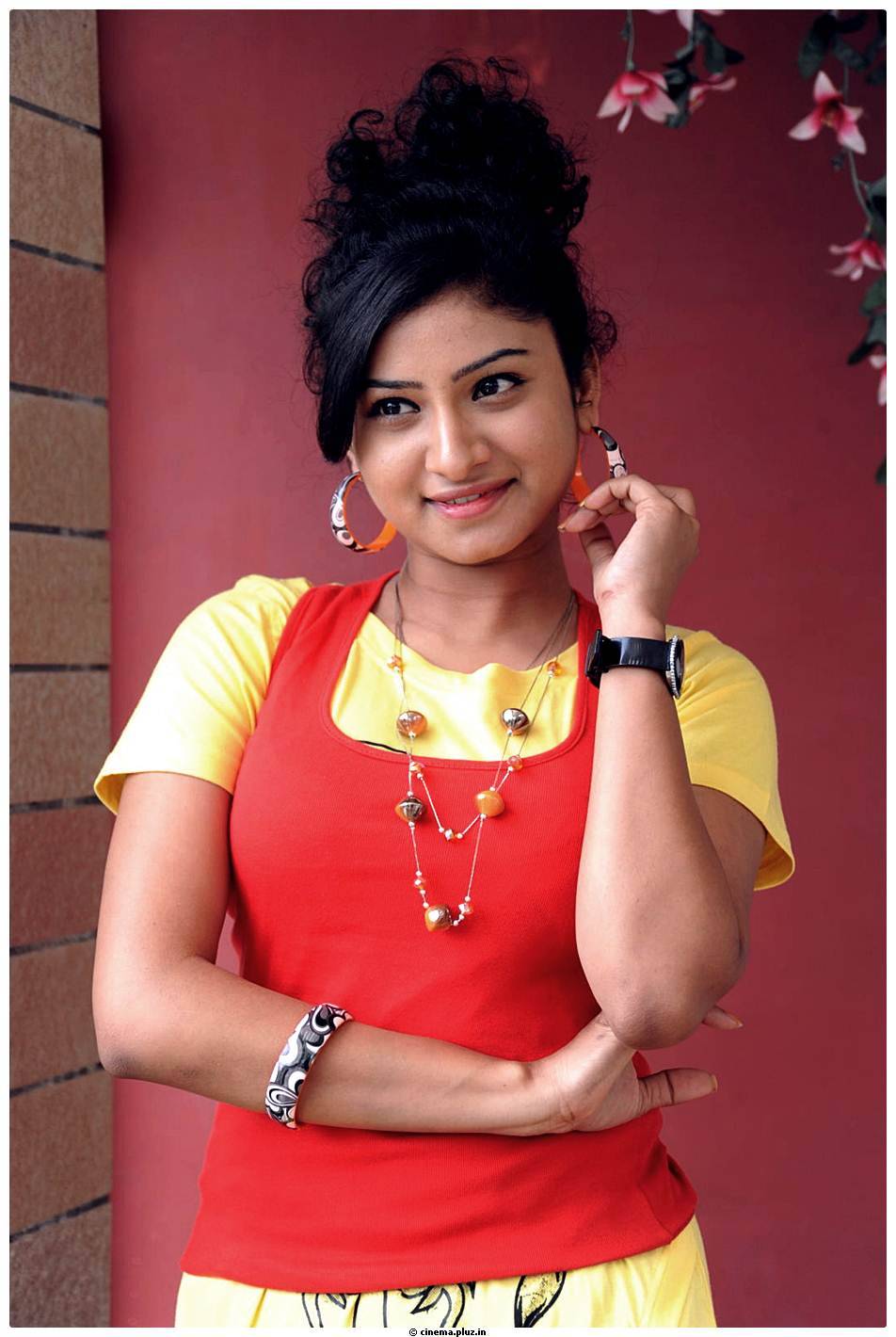 Actress Vishnu Priya Latest Images | Picture 483501