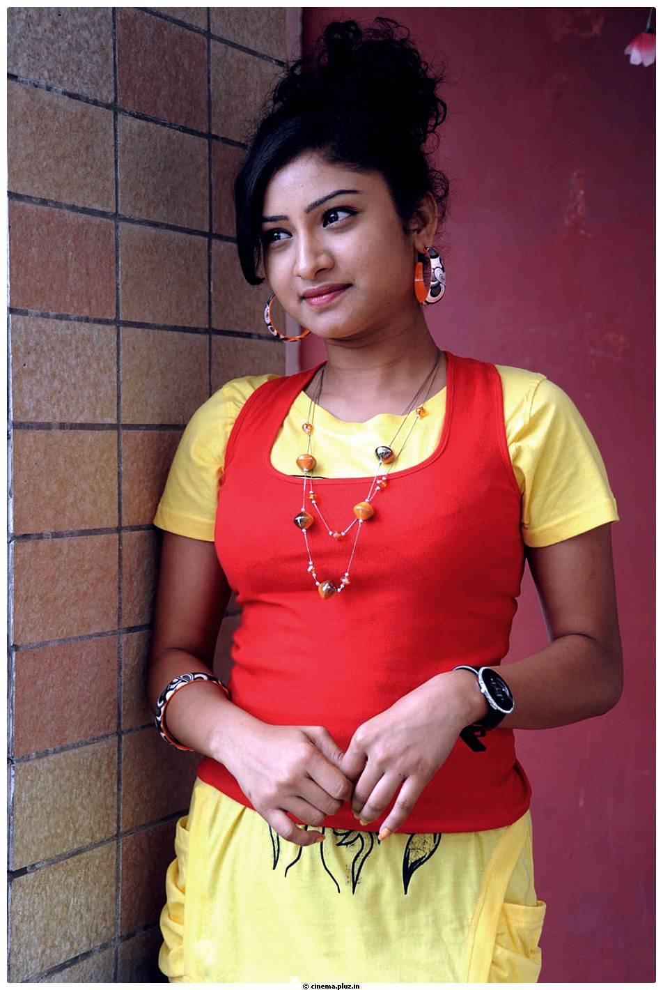 Actress Vishnu Priya Latest Images | Picture 483504