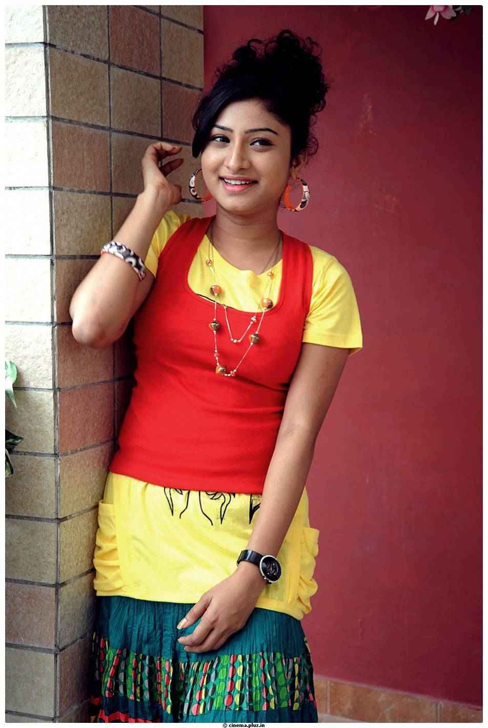 Actress Vishnu Priya Latest Images | Picture 483510