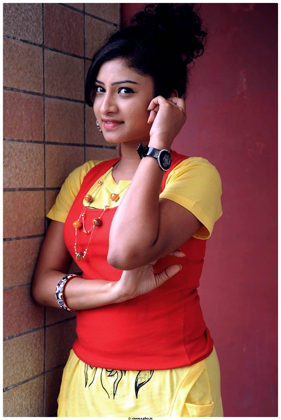 Actress Vishnu Priya Latest Images | Picture 483511