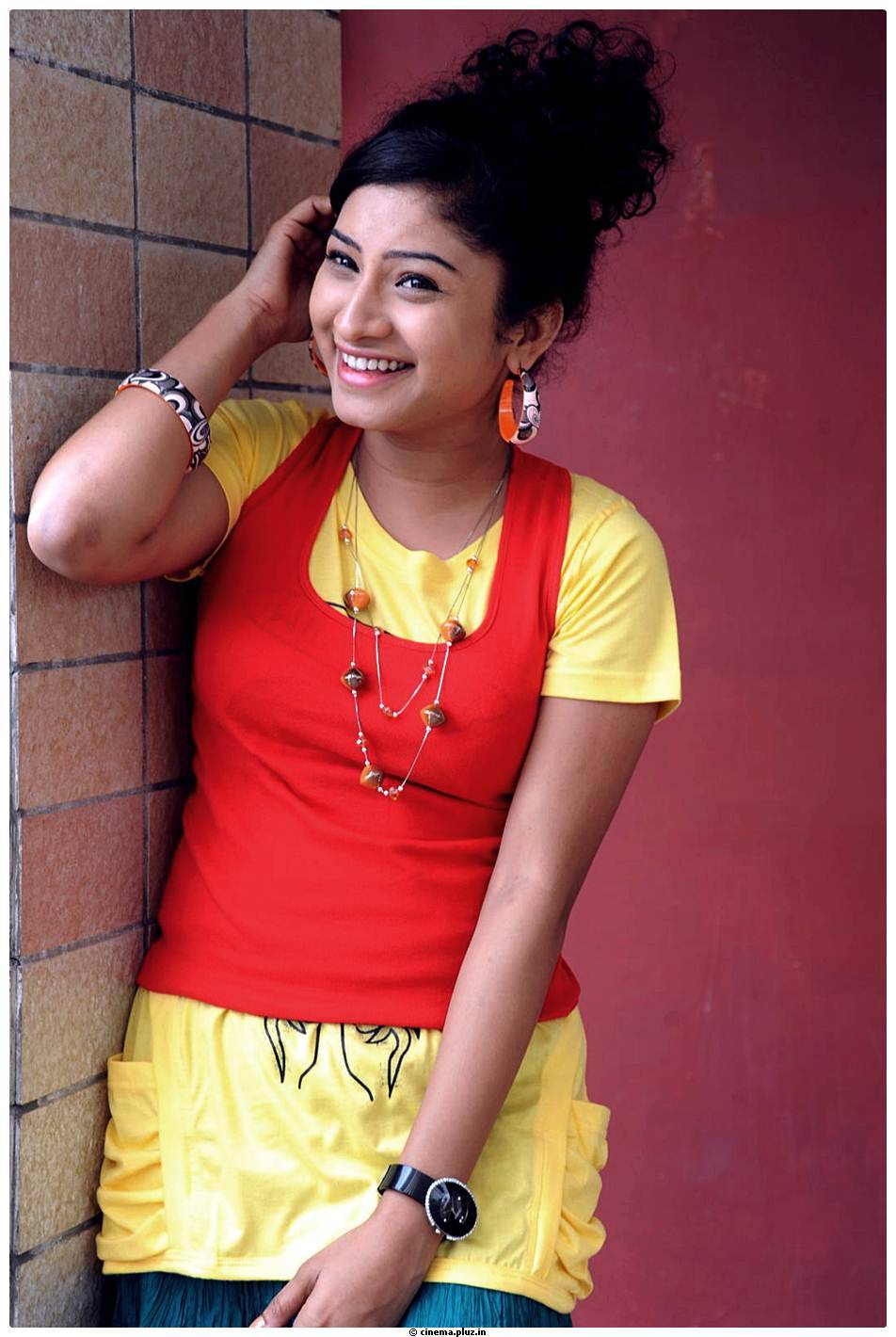 Actress Vishnu Priya Latest Images | Picture 483535