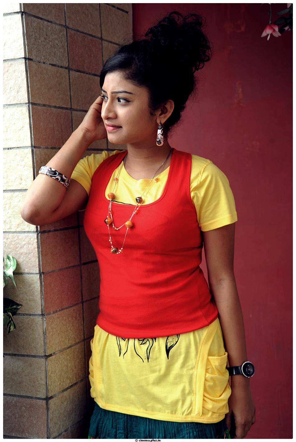 Actress Vishnu Priya Latest Images | Picture 483540