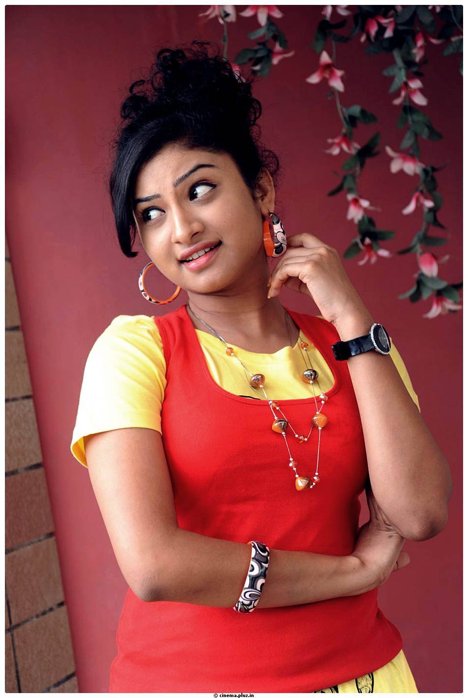 Actress Vishnu Priya Latest Images | Picture 483542