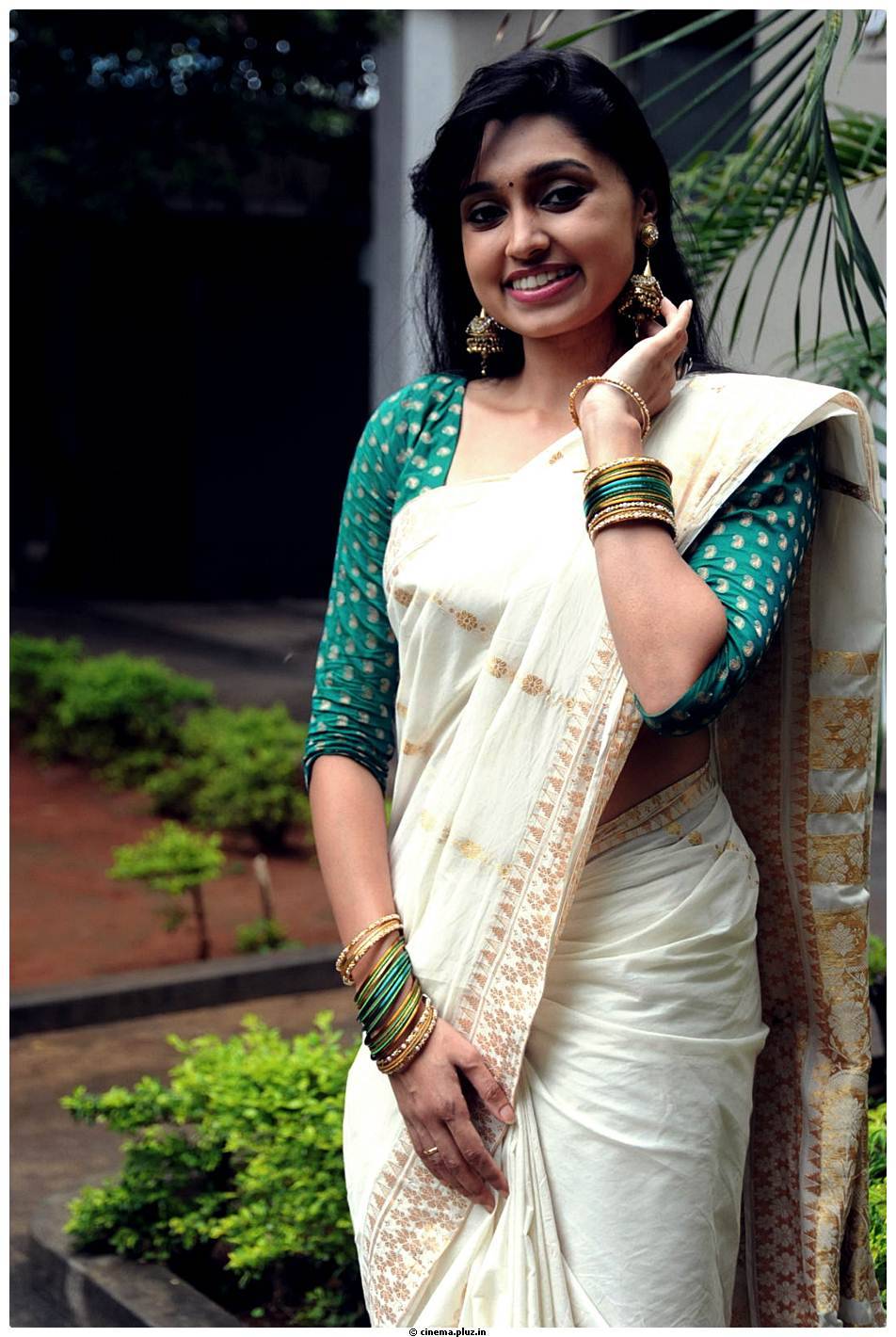 Actress Suji Latest Saree Photos at Ela Cheppanu Movie Audio Release | Picture 490483