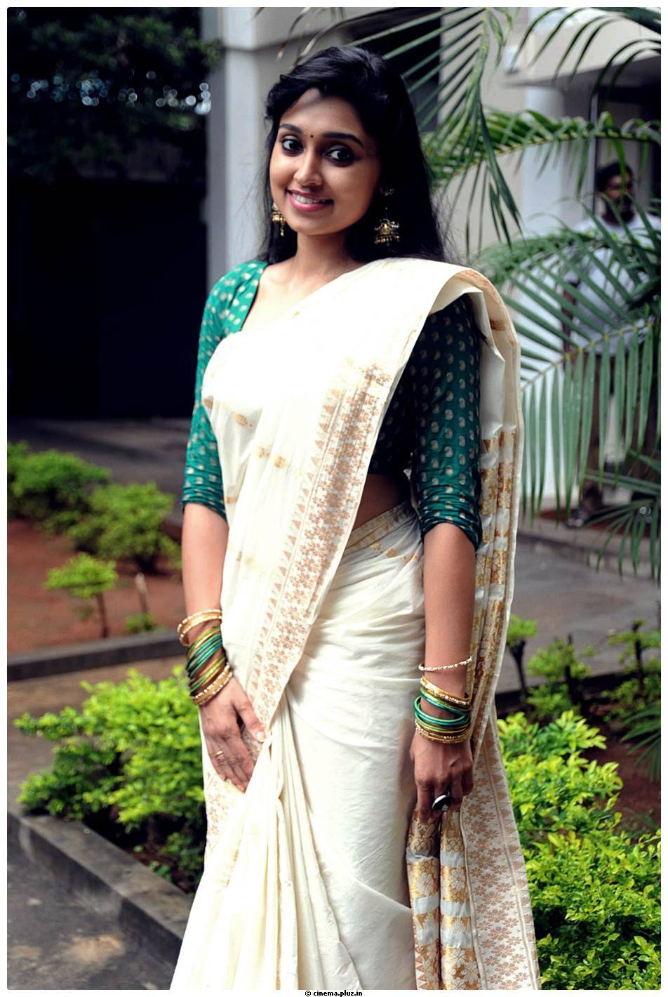 Actress Suji Latest Saree Photos at Ela Cheppanu Movie Audio Release | Picture 490502