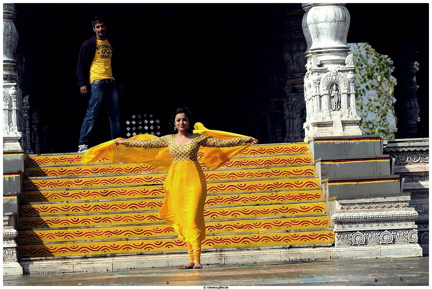 Nisha Agarwal Latest Stills in Saradaga Ammaitho Movie | Picture 493590