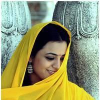 Nisha Agarwal Latest Stills in Saradaga Ammaitho Movie | Picture 493762