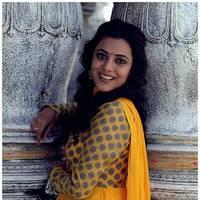 Nisha Agarwal Latest Stills in Saradaga Ammaitho Movie | Picture 493774