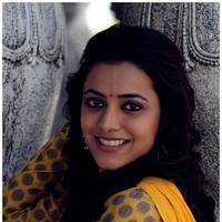 Nisha Agarwal Latest Stills in Saradaga Ammaitho Movie | Picture 493781