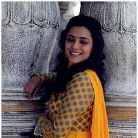Nisha Agarwal Latest Stills in Saradaga Ammaitho Movie | Picture 493806