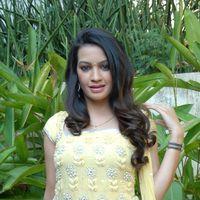 Deeksha Panth At Thondi Movie Opening Pictures | Picture 396780