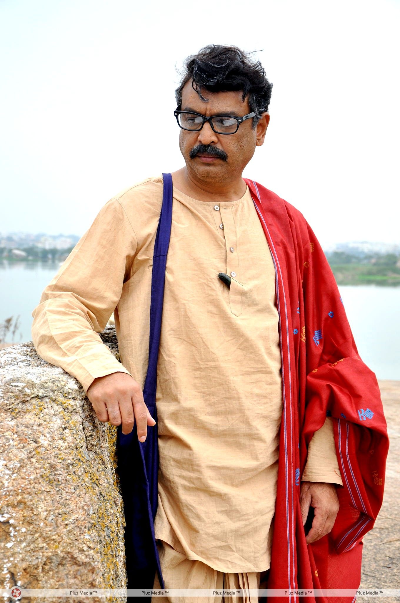 Naresh - Raghupathi Venkaiah Naidu Movie Stills | Picture 408166