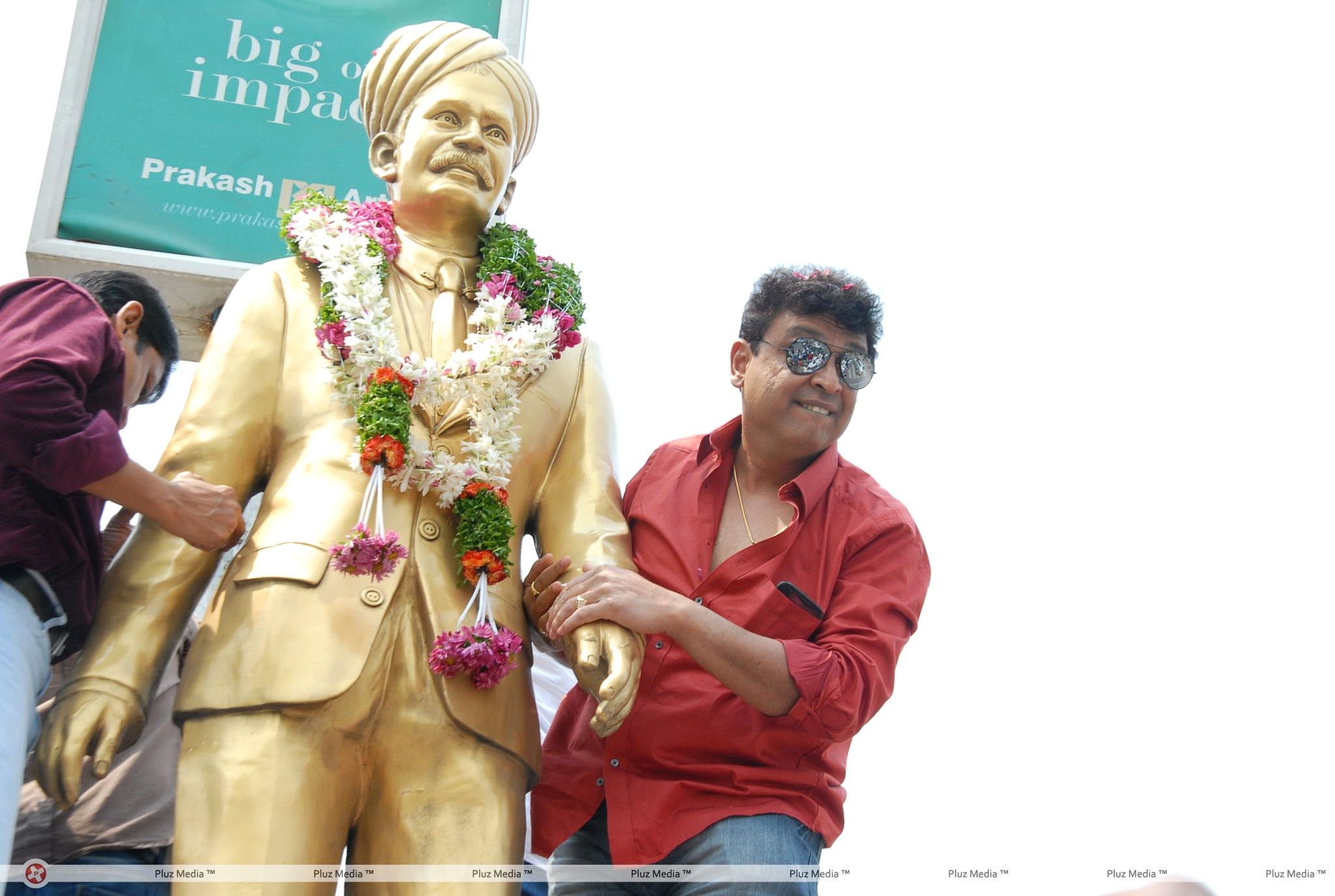 Naresh - Raghupathi Venkaiah Movie Press Meet Photos | Picture 408123