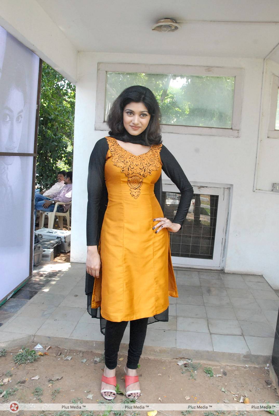 Oviya Helen at H Productions New Movie Launch Photos | Picture 452380