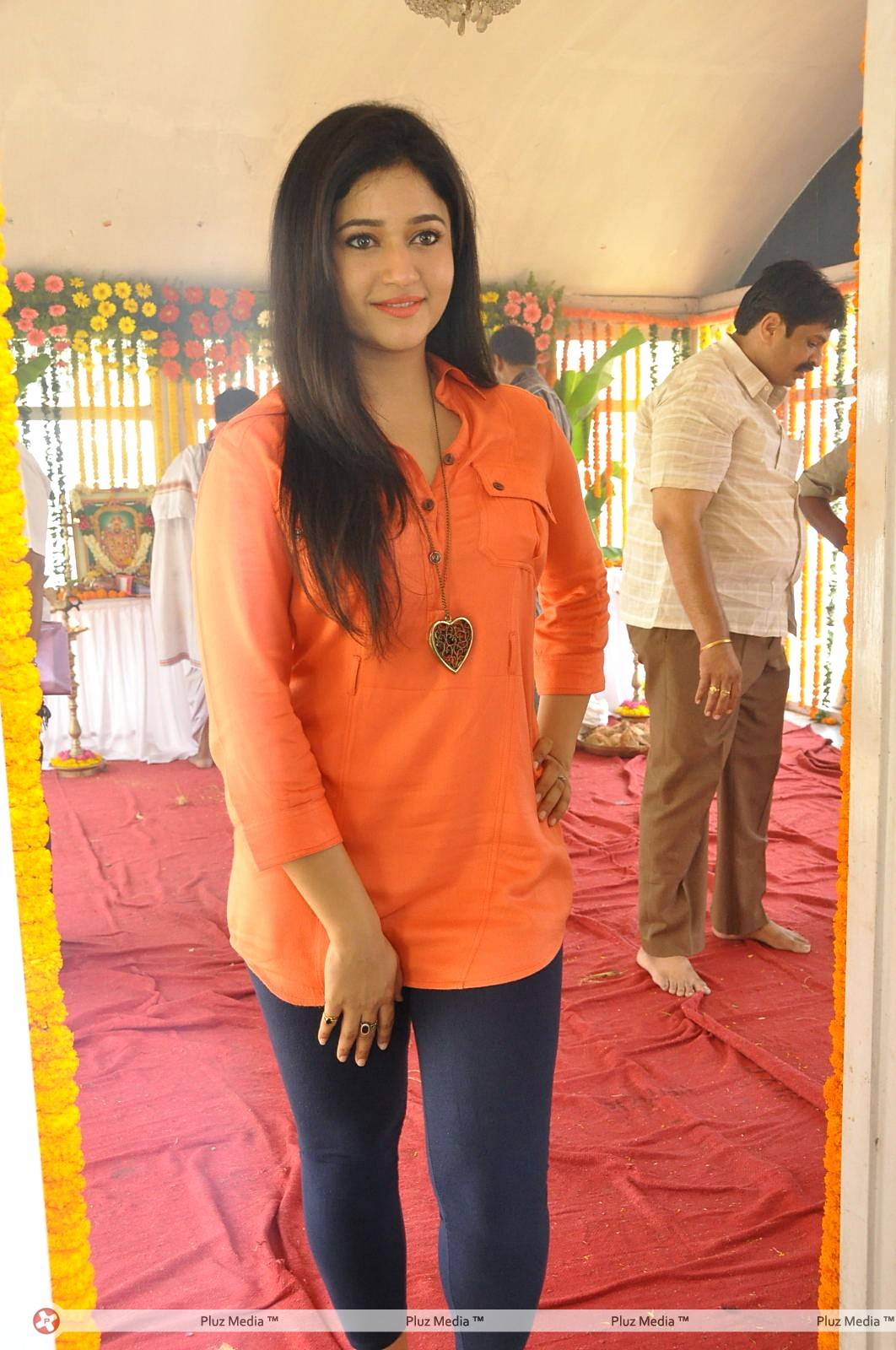 Poonam Bajwa at H Productions New Movie Launch Photos | Picture 452424