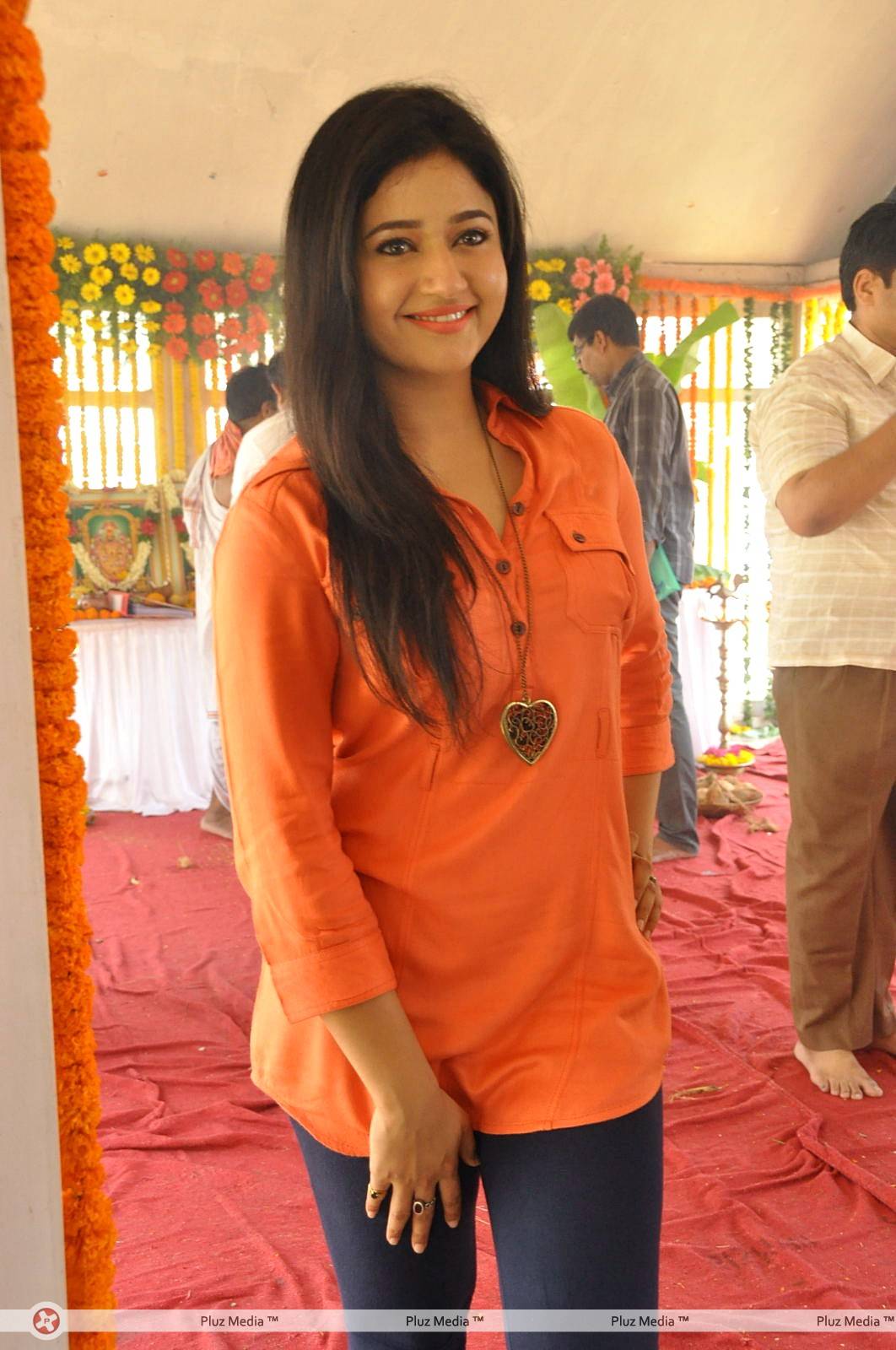 Poonam Bajwa at H Productions New Movie Launch Photos | Picture 452458