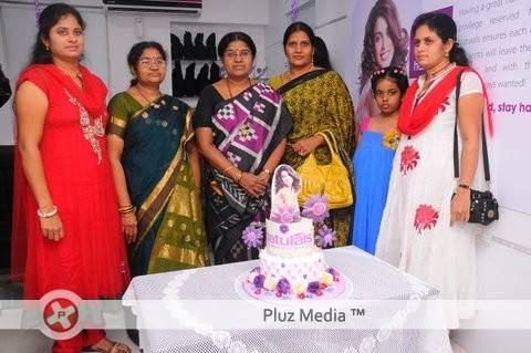 Nisha Agarwal Launch Naturals New Branch 225th in Vizag at MVP Colony Pictures | Picture 454517