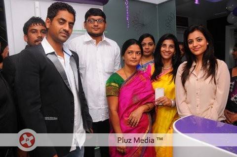 Nisha Agarwal Launch Naturals New Branch 225th in Vizag at MVP Colony Pictures | Picture 454531