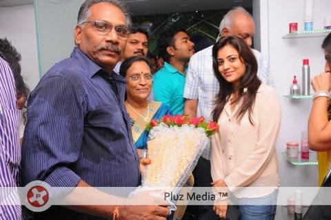 Nisha Agarwal Launch Naturals New Branch 225th in Vizag at MVP Colony Pictures | Picture 454547