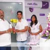 Nisha Agarwal Launch Naturals New Branch 225th in Vizag at MVP Colony Pictures | Picture 454499