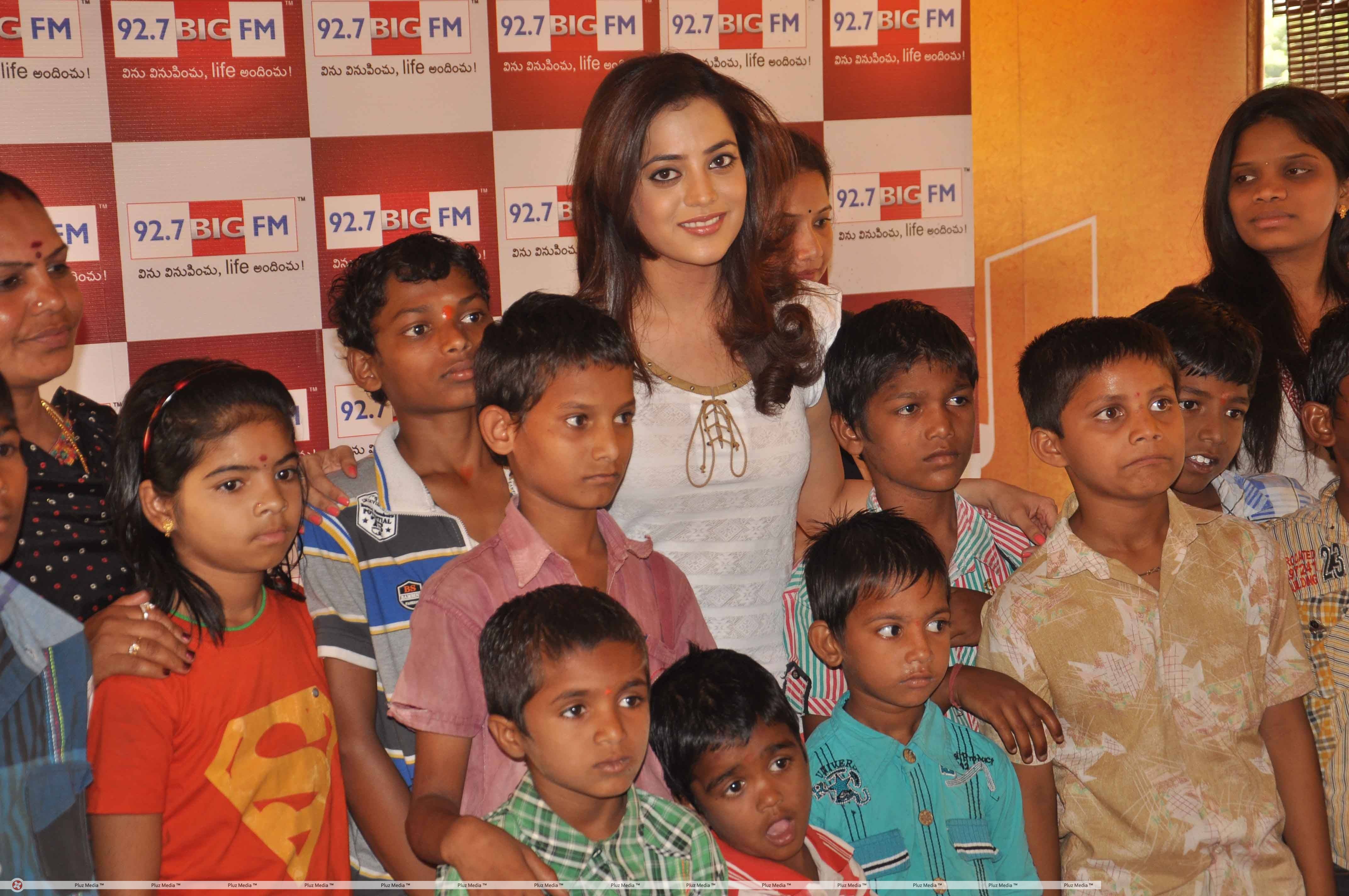 Nisha Agarwal Celebrates Mother's Day at 92.7 Big FM Photos | Picture 455646