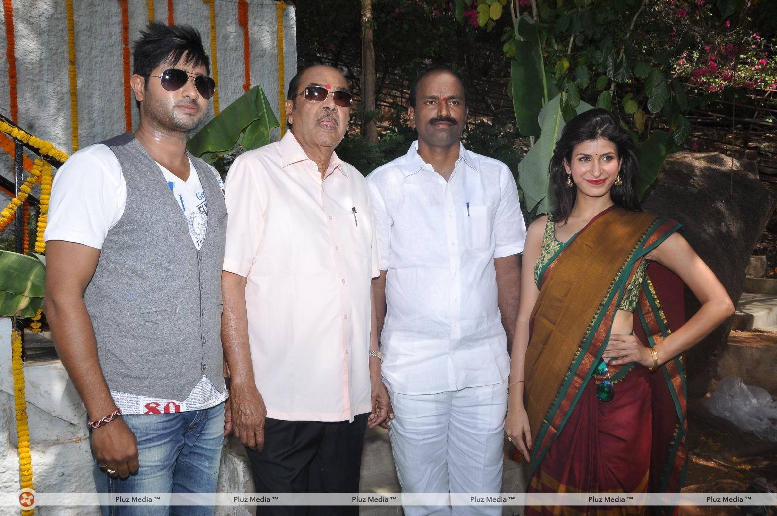 Manushulatho Jagratha Movie Opening Pictures | Picture 457038