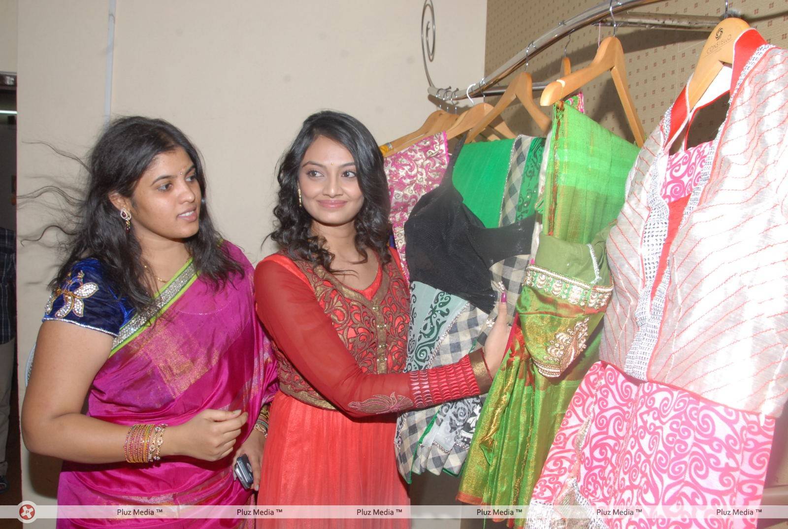 Nikitha Narayan Celebrates Mother's Day at Srihitha Designer Lounge Photos | Picture 456986