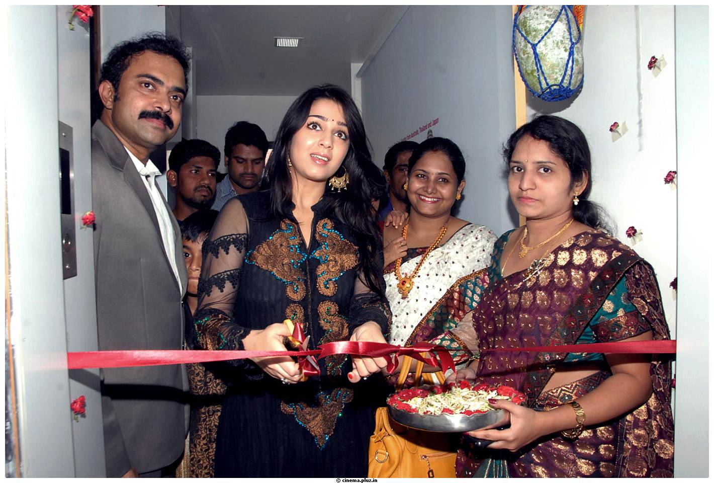 Charmi Launches Sreeroop Cosmetology Clinic Pictures | Picture 459348