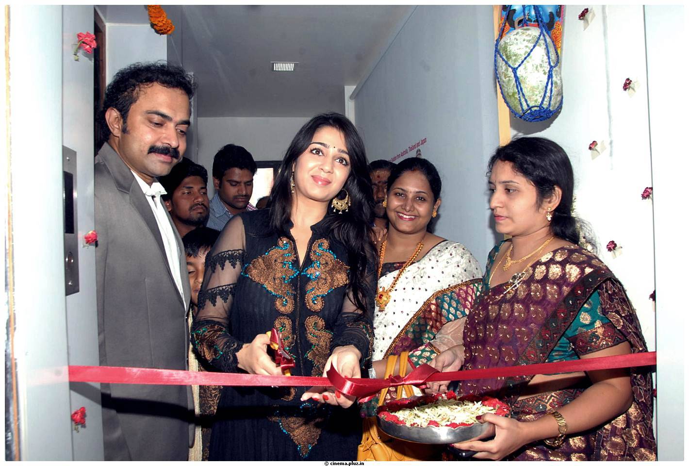 Charmi Launches Sreeroop Cosmetology Clinic Pictures | Picture 459359